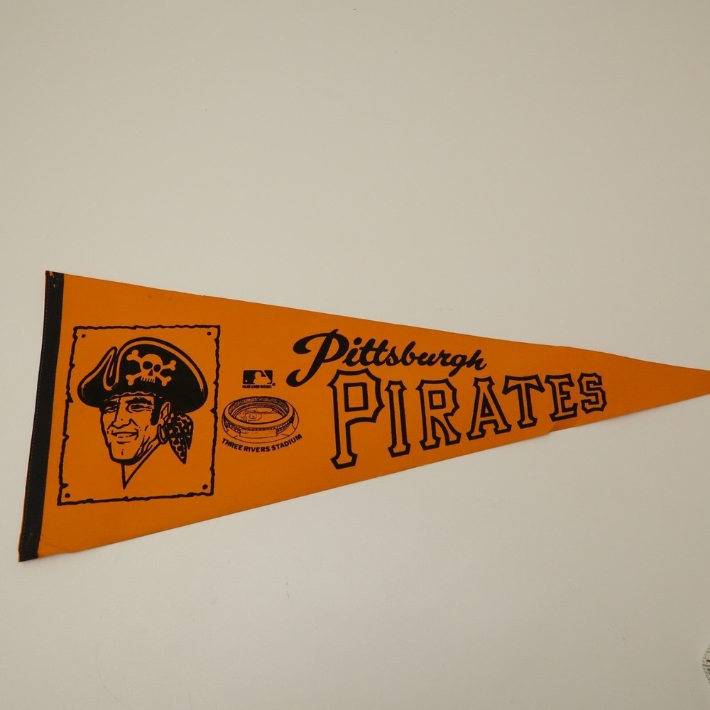 Pittsburgh Pirates Vintage 70s Three Rivers Stadium Pennant 30" x 12" Felt Flag